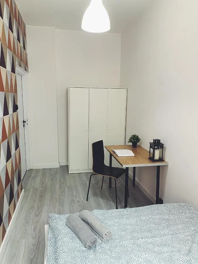 Rooms4Less Gdaňsk 0*,